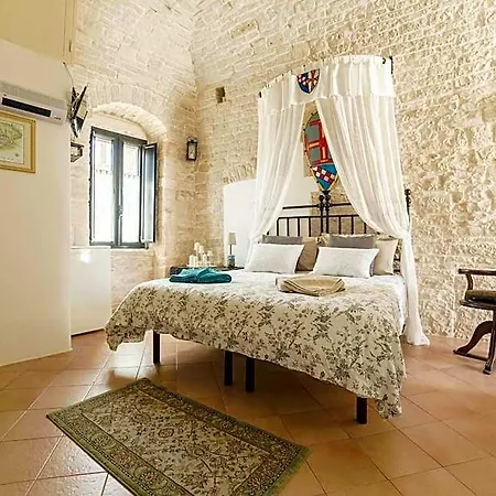 La Torre Storica 3* ビトント