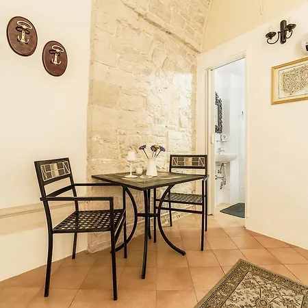 ベッド・アンド・ブレックファスト La Torre Storica 3*